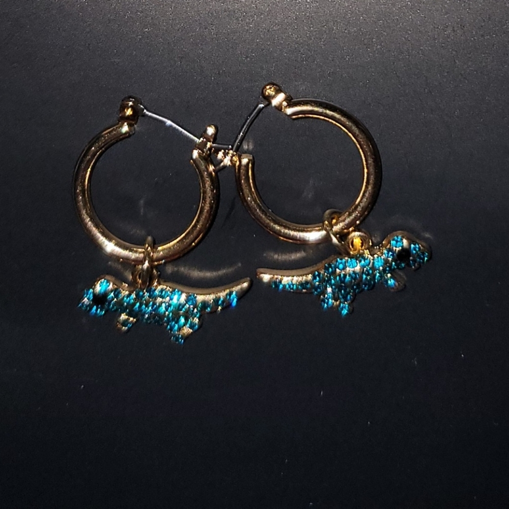 NWOT Dangle Dinosaur Earrings, light blue